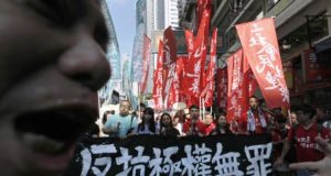 Hongkong: 140 tysięcy demonstrowało przeciwko rządowym represjom