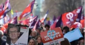 Francja: Zorganizujmy się, by powstrzymać Le Pen! Macron nie jest rozwiązaniem